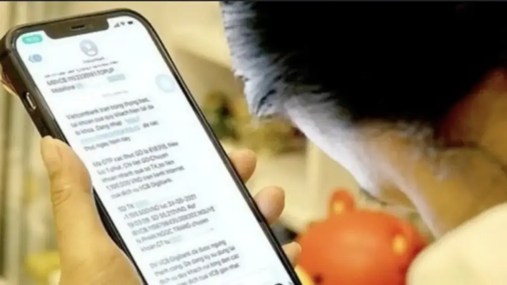Tôi liên tục bị lừa tiền 5 lần