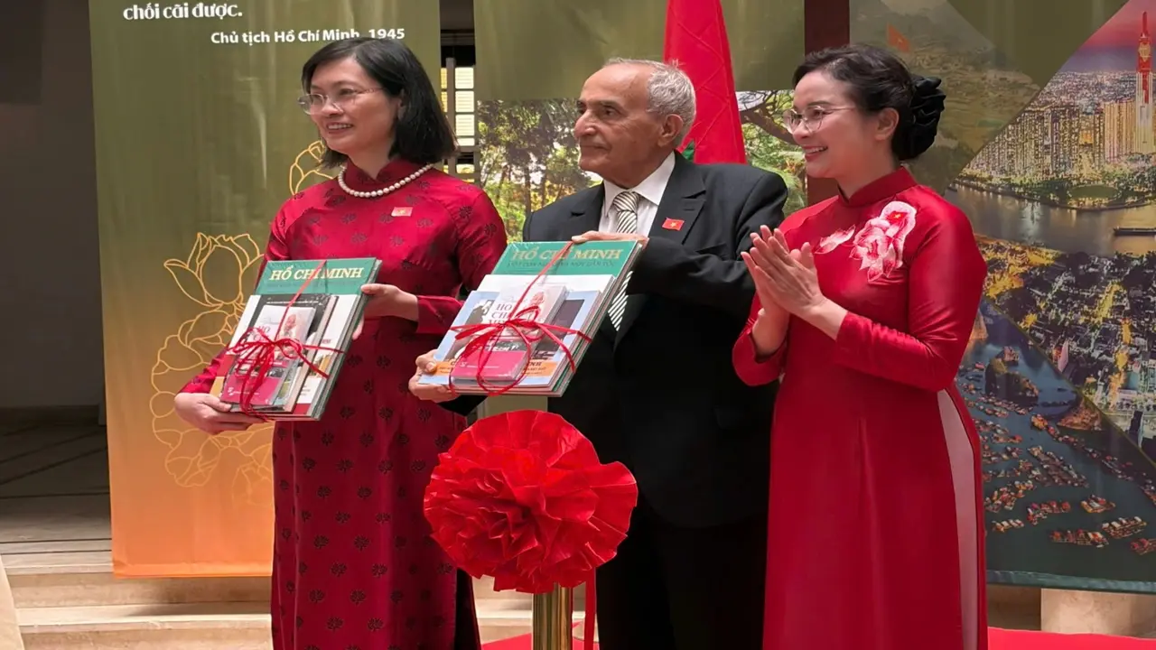 Tôn vinh Chủ tịch Hồ Chí Minh và tình hữu nghị Việt Nam - Morocco