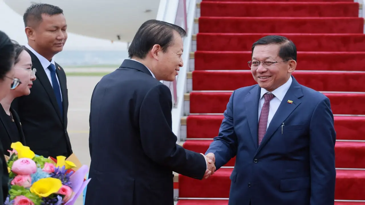 Tổng thống Myanmar thăm Trung Quốc, thúc đẩy hợp tác song phương