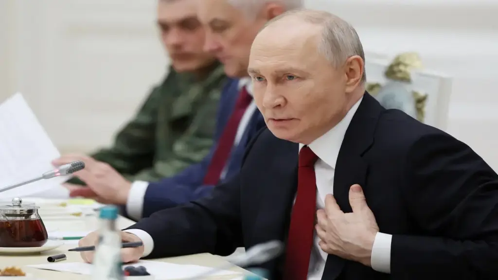Tổng thống Putin cảnh báo đanh thép NATO về cuộc chiến với Nga