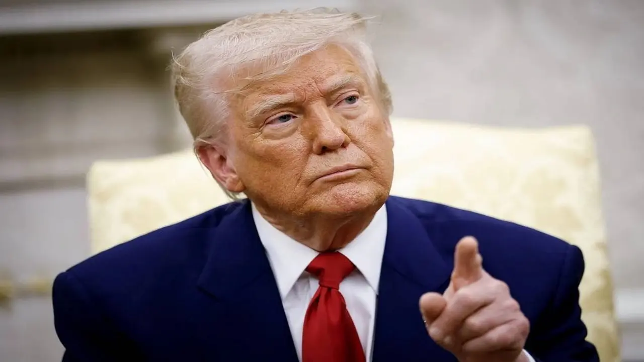 Tổng thống Trump cảnh báo có thể tấn công Iran mạnh hơn nữa