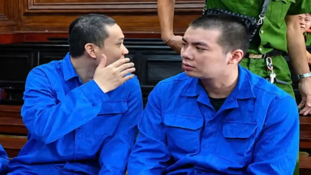 Trả hồ sơ vụ cộng tác viên trật tự đô thị nhận tiền "bảo kê" vỉa hè ở TPHCM