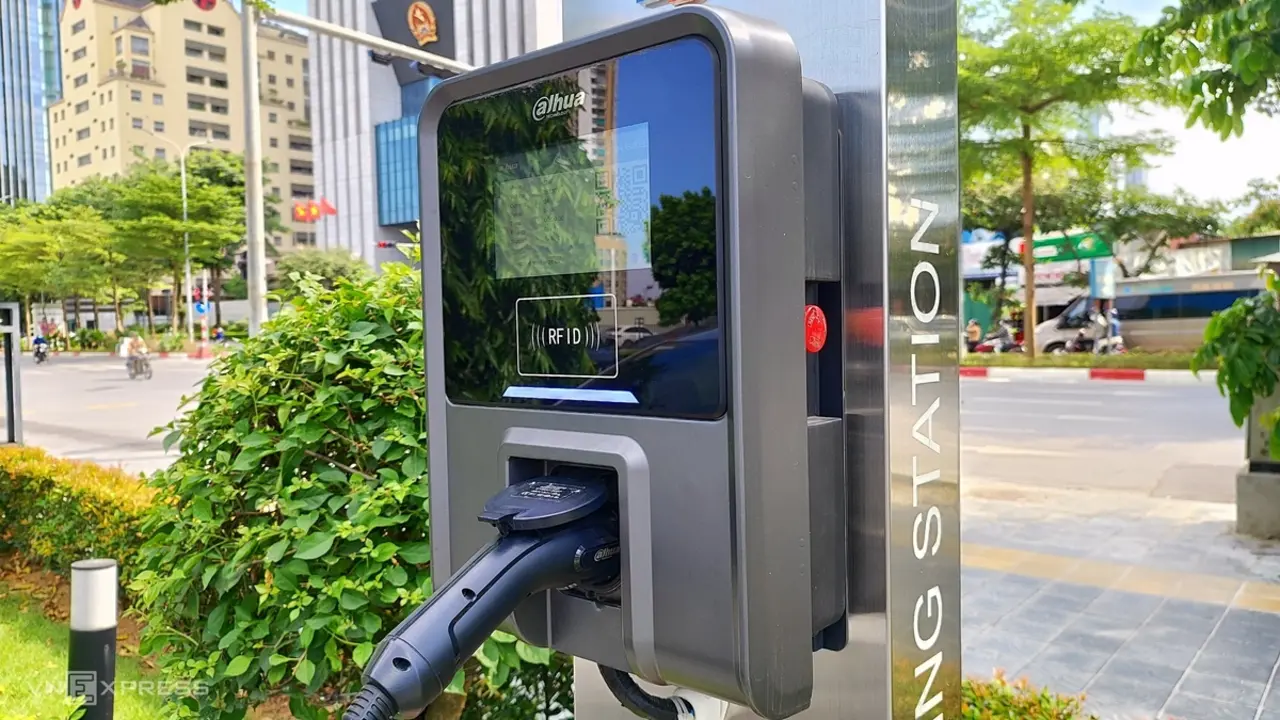 Trạm sạc, trung tâm dữ liệu được mua điện xanh trực tiếp không qua EVN