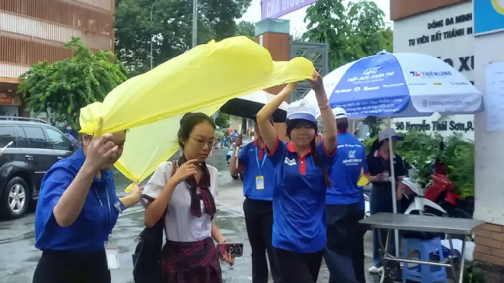 Trend mùa thi 2026: Điểm 10 của lòng nhân ái mang tên 'Tiếp sức mùa thi'