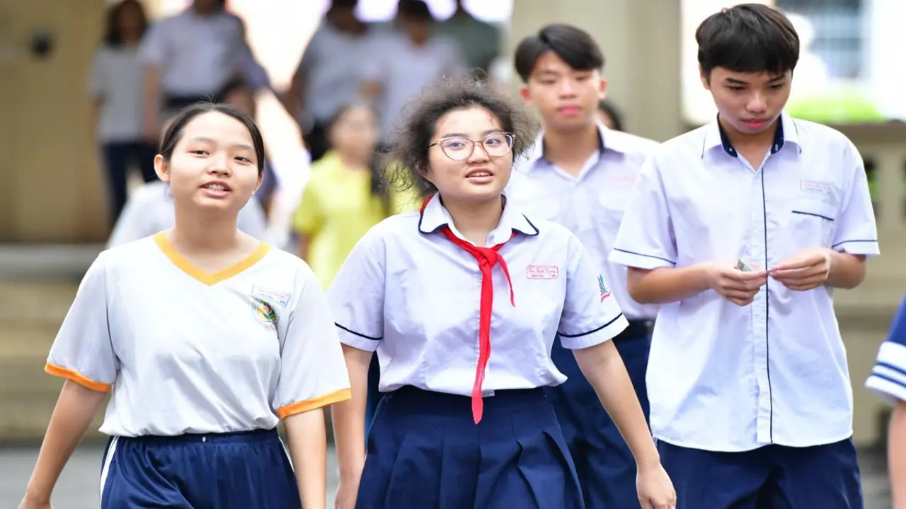 Trước giờ công bố điểm thi lớp 10, điều phụ huynh cần nhớ