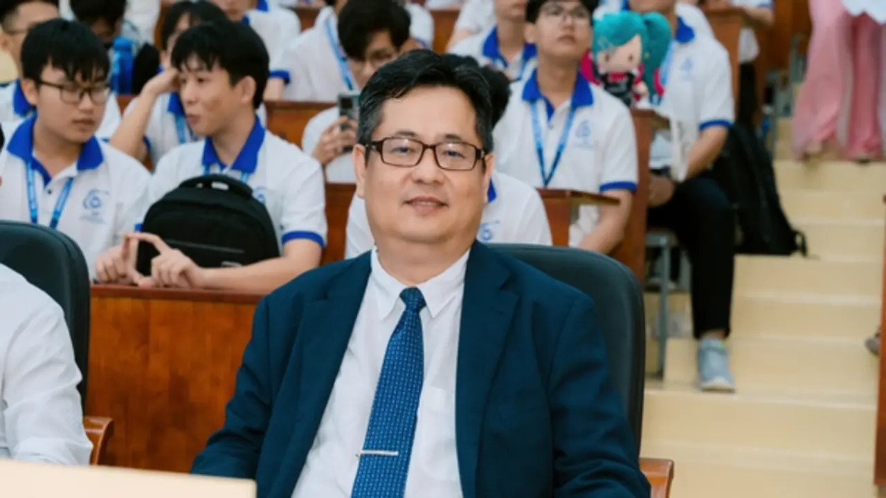 Trường ĐH Công nghệ thông tin TP.HCM chính thức có hiệu trưởng mới