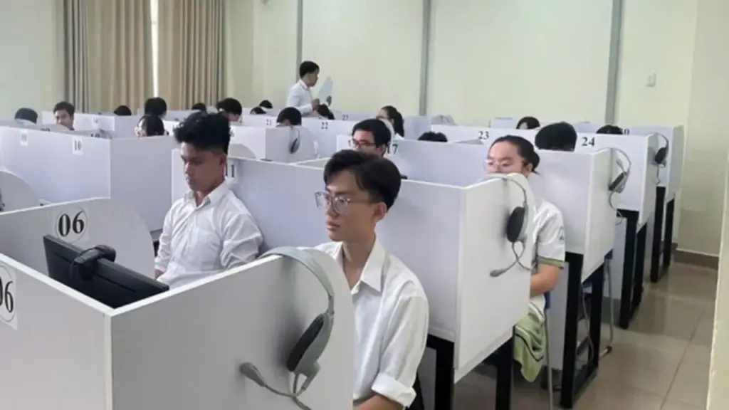 Trường ĐH Sư phạm TP.HCM ưu tiên xét tuyển thí sinh trường THPT nào năm 2026?