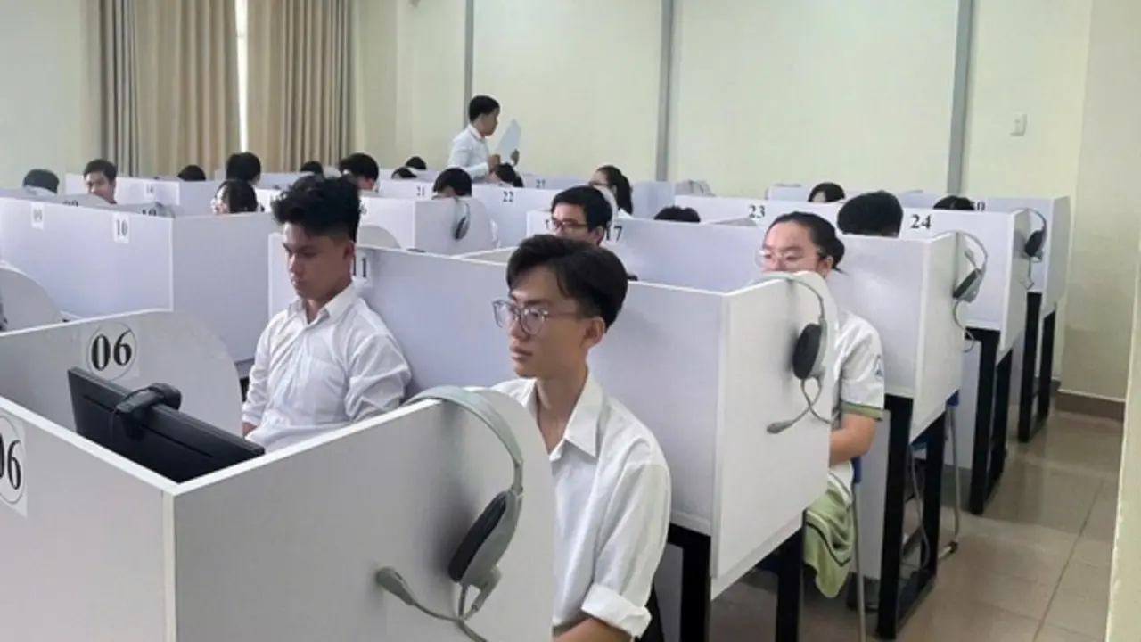 Trường ĐH Sư phạm TP.HCM ưu tiên xét tuyển thí sinh trường THPT nào năm 2026?