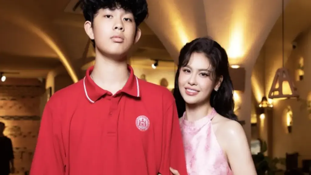 Trương Quỳnh Anh tiết lộ về con trai 14 tuổi cao 1,83m