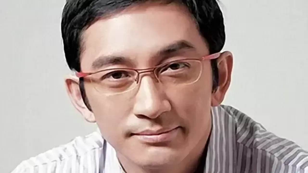 'Trương Vô Kỵ' Ngô Khải Hoa bán gương mặt cho AI