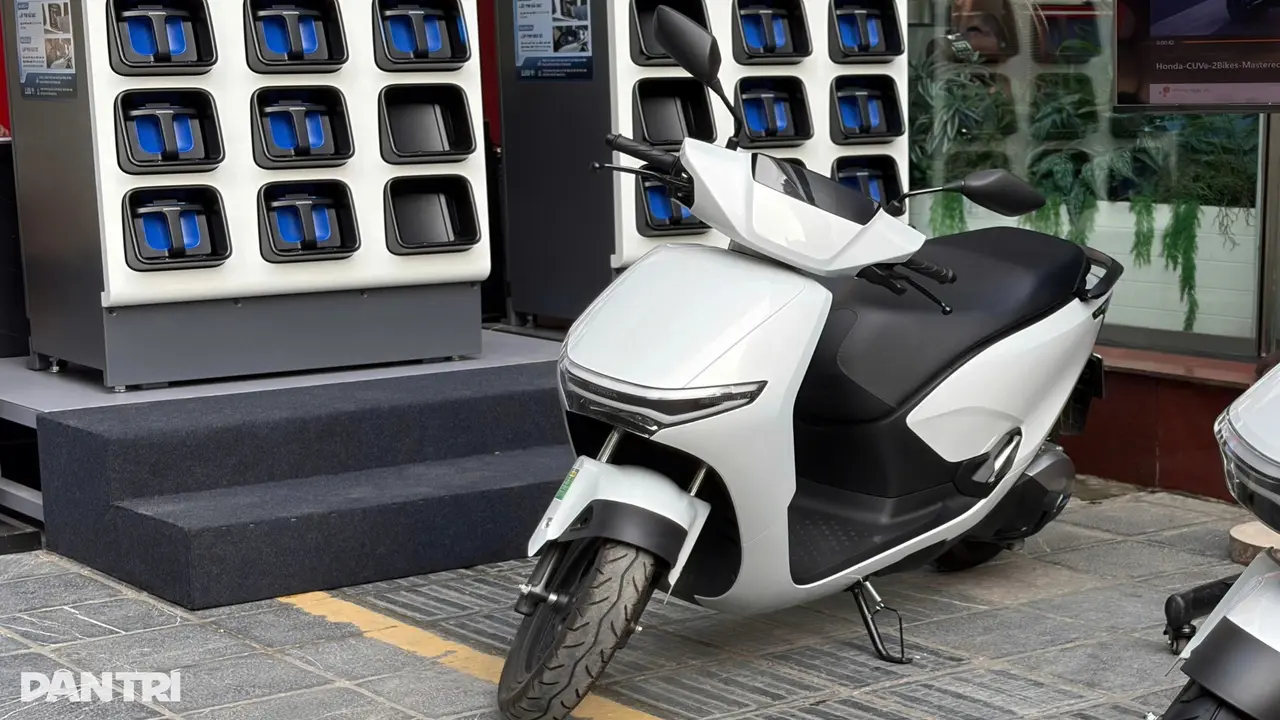 Tủ đổi pin xe máy điện của Honda Việt Nam tiện dụng đến đâu?