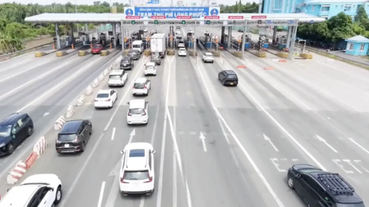 Từ TP.HCM đi Đồng Nai cuối tuần, vì sao CSGT khuyên lên cao tốc sau 16 giờ?