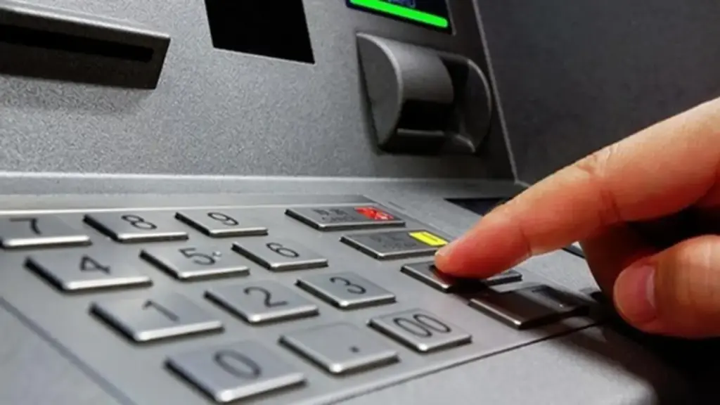 Úc: Nam thanh niên trả giá đắt sau khi rút 29 tỷ đồng từ cây ATM
