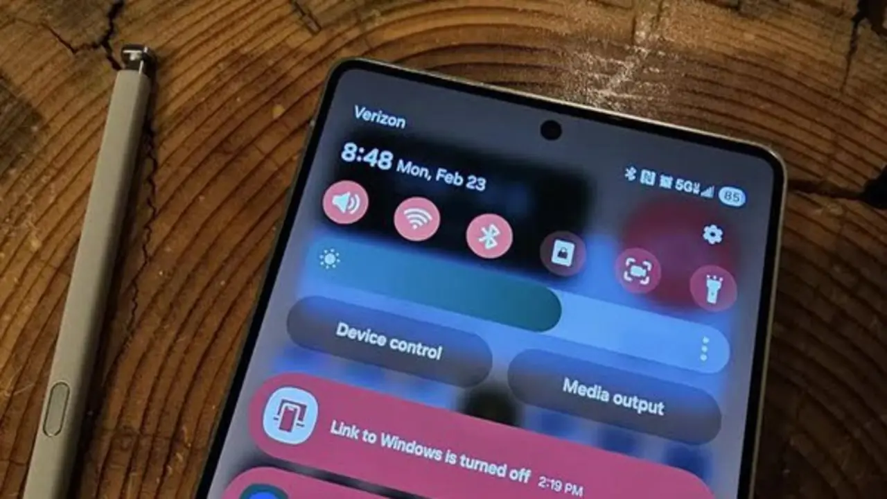Vì sao điện thoại Android hiện biểu tượng chữ N ở góc màn hình?