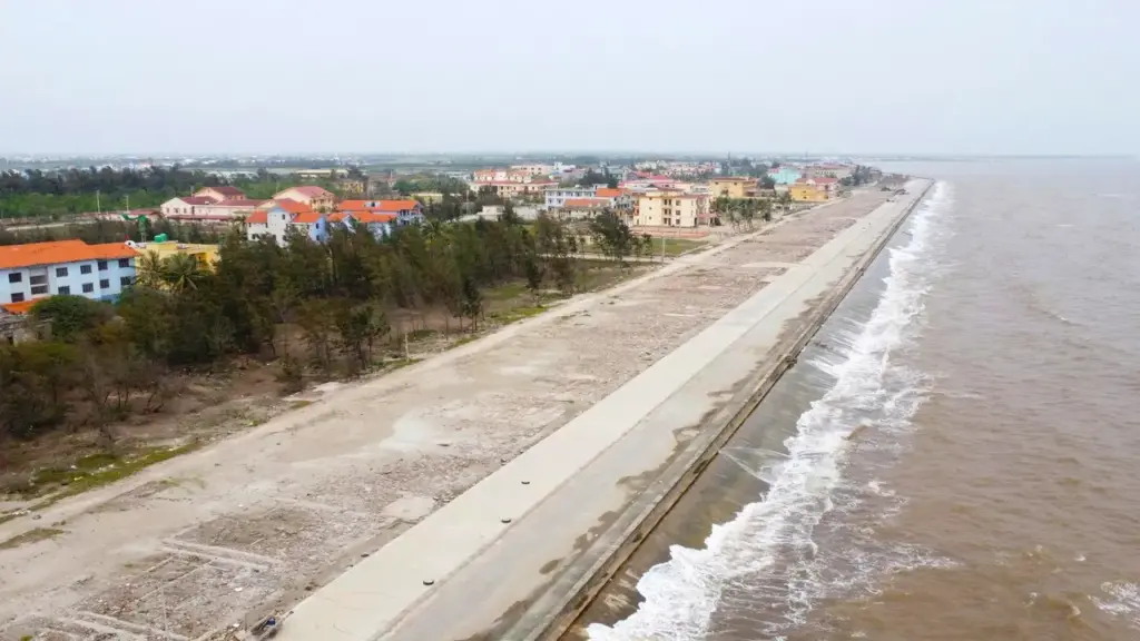 Vì sao khu du lịch biển nổi tiếng Quất Lâm bị xóa tên?