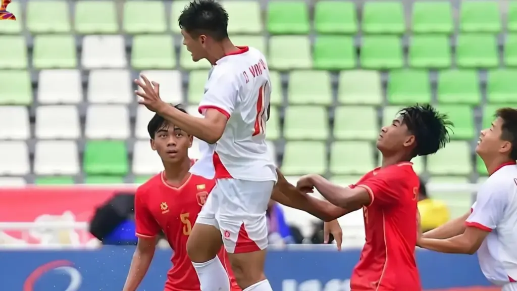 Việt Nam nắm ưu thế trước Indonesia ở giải U19 Đông Nam Á