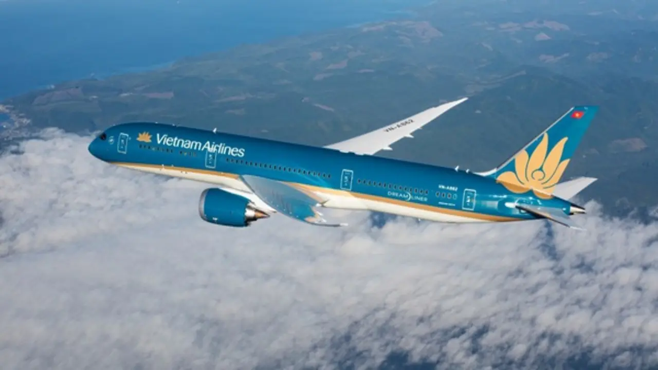 Vietnam Airlines duy trì vị trí trong Top 100 doanh nghiệp lớn nhất Đông Nam Á