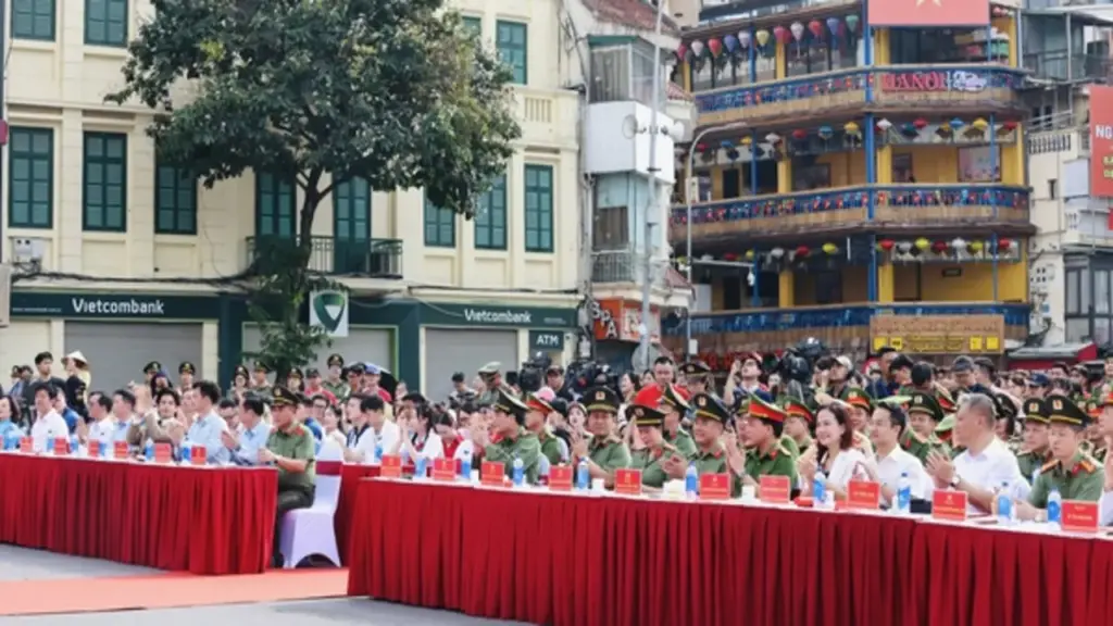 Vinamilk hỗ trợ 40.000 sản phẩm dinh dưỡng cho chương trình “Tổ quốc bình yên”