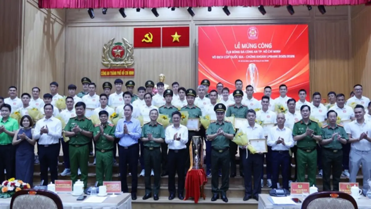 Vô địch Cúp quốc gia, CLB CA TP.HCM đầu tư mạnh để trở lại đúng vị thế