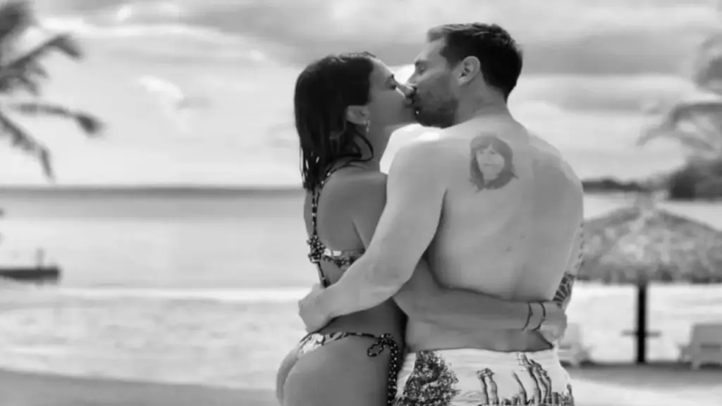 Vợ Messi nhắn “em yêu anh vô tận”, chia sẻ ảnh độc nhân dịp sinh nhật chồng