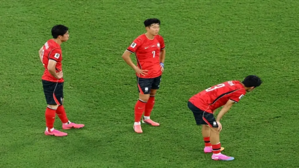 Vòng bảng World Cup: Khắp châu Á là những trận thua hàng đầu