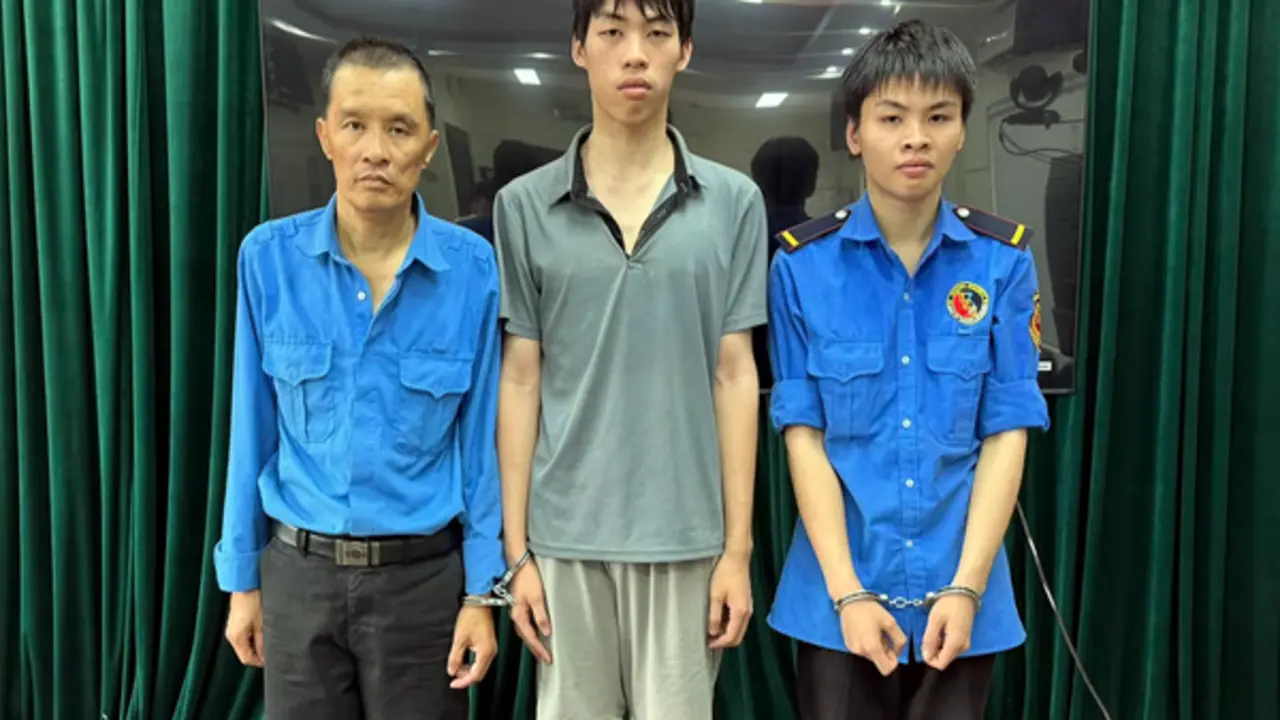 Vụ chém người vì thắc mắc tiền gửi xe: Bắt khẩn cấp 3 bảo vệ