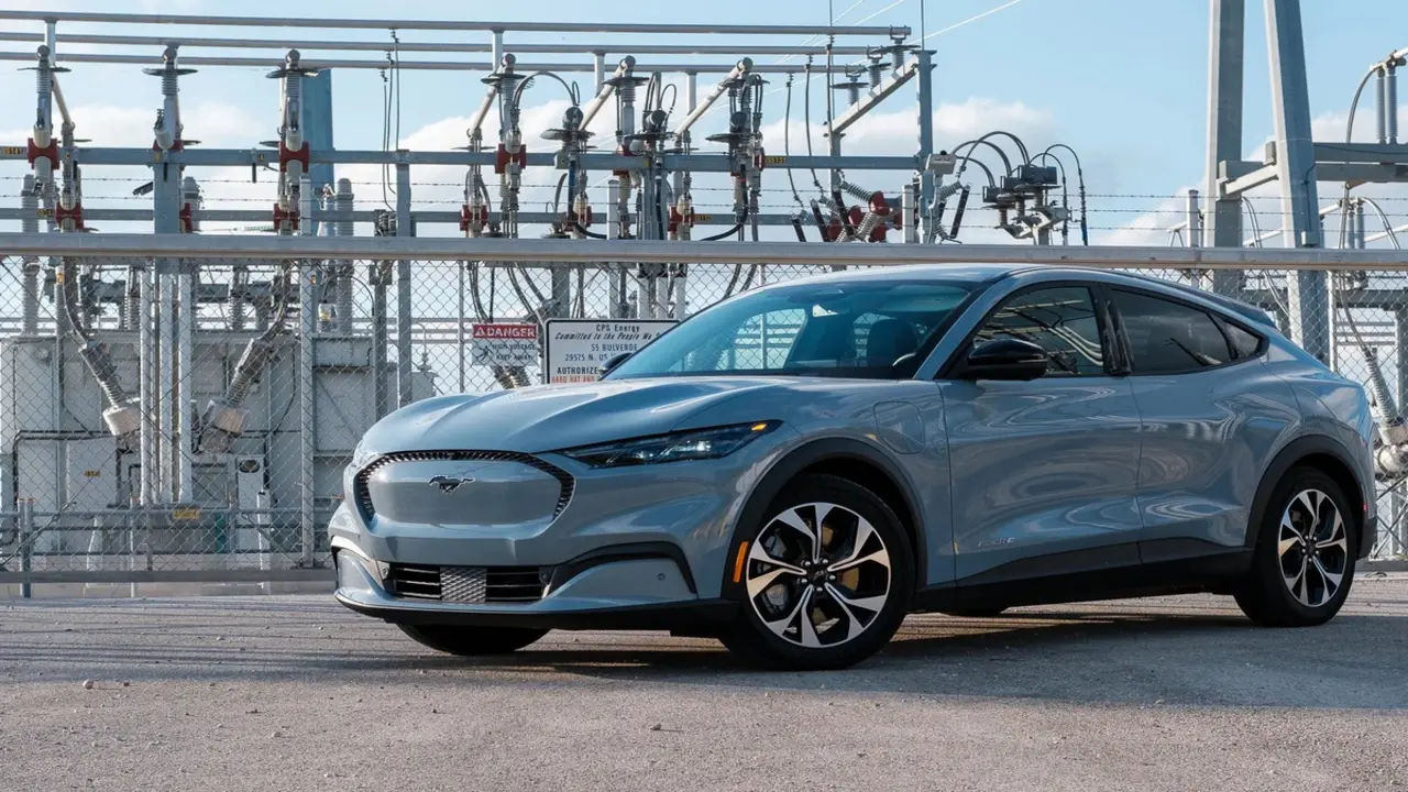 'Vua triệu hồi' Ford bất ngờ trở thành hãng xe phổ thông ít lỗi nhất, vượt cả Toyota, Hyundai