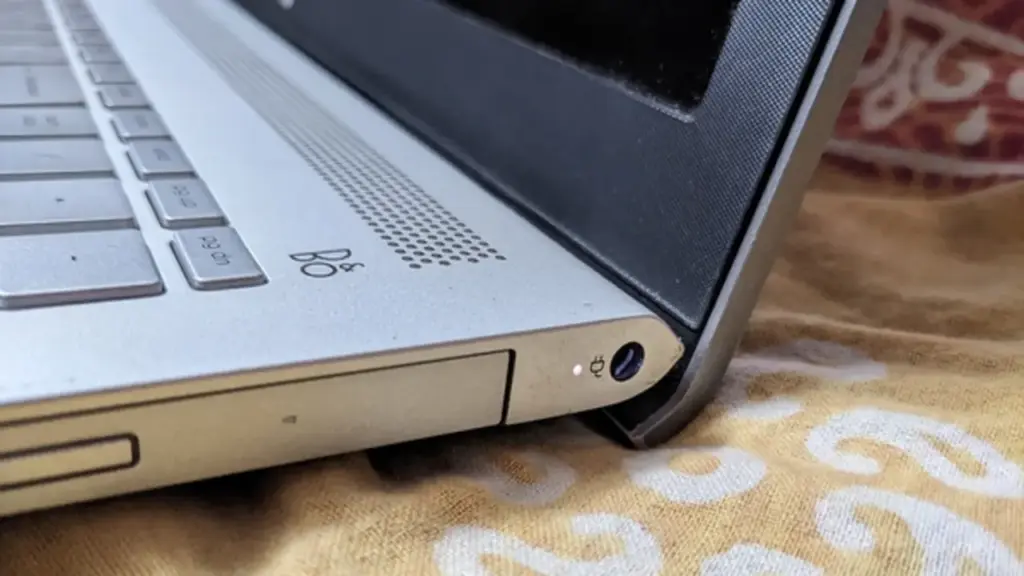 Ý nghĩa các đèn nhỏ trên laptop HP