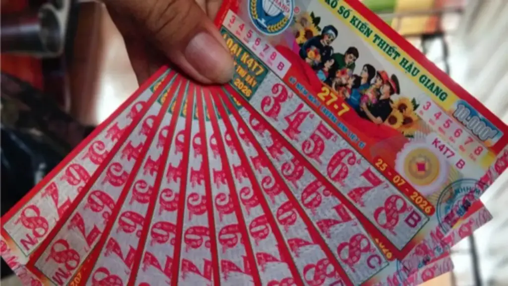 10 vé dãy 345678 bất ngờ trúng xổ số miền Nam, nhiều người gặp may mắn
