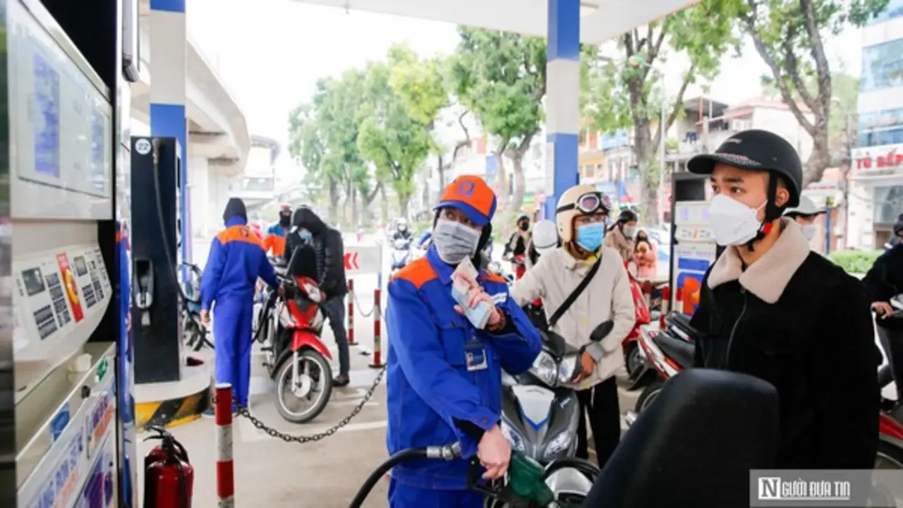 11 trong số 26 thương nhân đầu mối vẫn duy trì cung ứng xăng E5