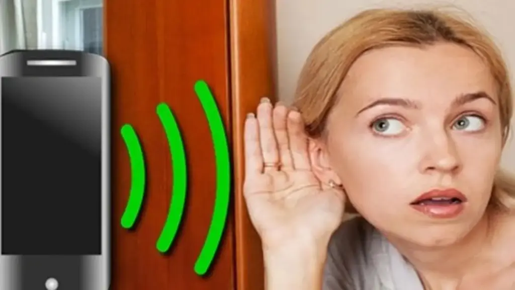 2 chấm nhỏ này trên điện thoại "vạch mặt" kẻ nghe lén hay quay trộm