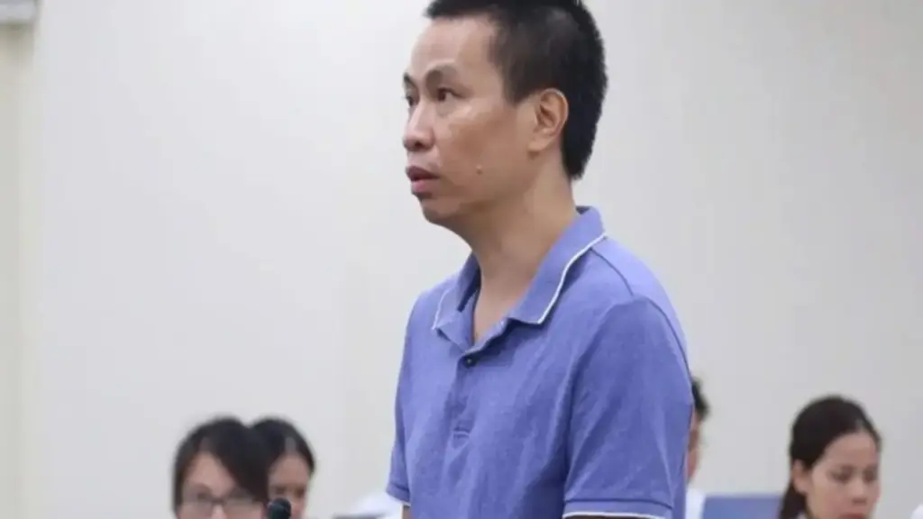 2 vợ chồng sản xuất 13 triệu sản phẩm dinh dưỡng giả