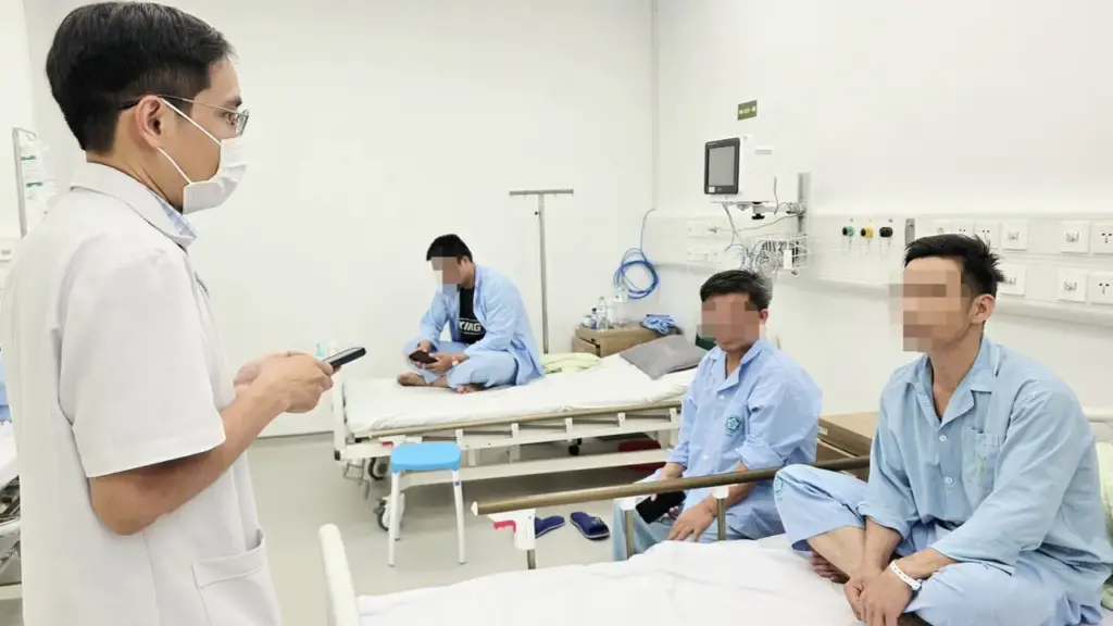 3 người ngộ độc khí ở trại lợn Thanh Hóa tiếp tục điều trị