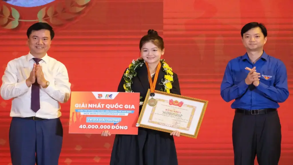 4/6 đại diện Việt Nam tranh tài Vô địch tin học văn phòng thế giới là học sinh THPT