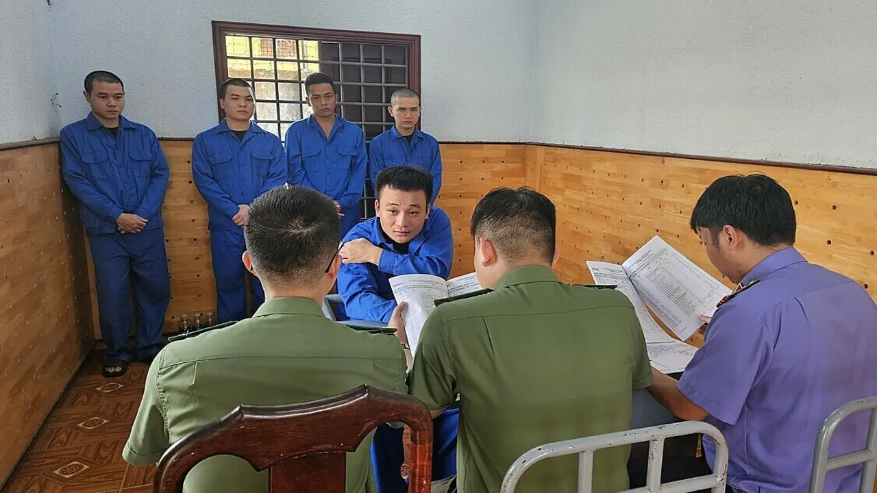 5 người bị bắt vì rửa tiền trong đường dây lừa đảo xuyên quốc gia
