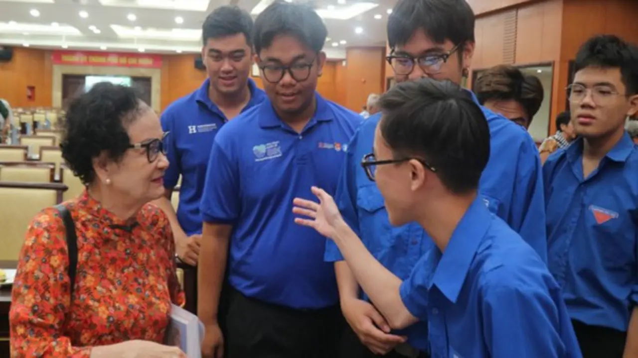60 năm 'ngọn lửa thanh niên' vẫn cháy