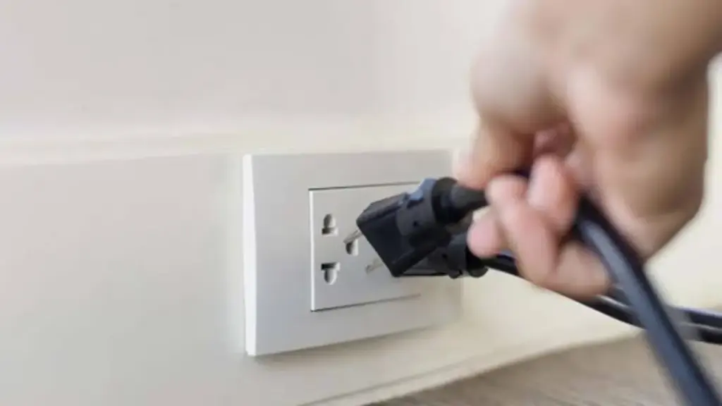 8 thiết bị điện tử nên rút phích cắm điện trước khi đi ngủ