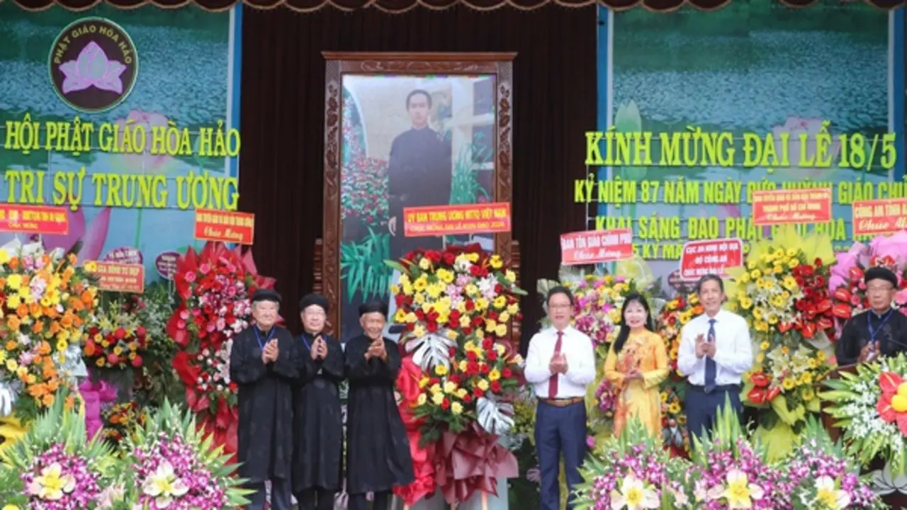 87 năm ngày khai đạo Phật giáo Hòa Hảo: An Hòa Tự đón hàng chục ngàn người về đại lễ
