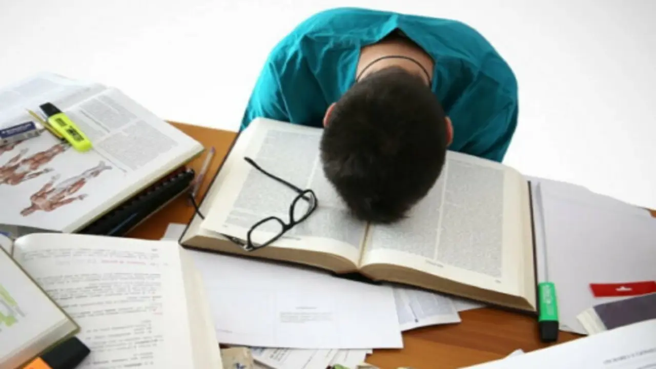 9 điểm Toán, 8 điểm tiếng Anh vẫn sợ trượt đại học