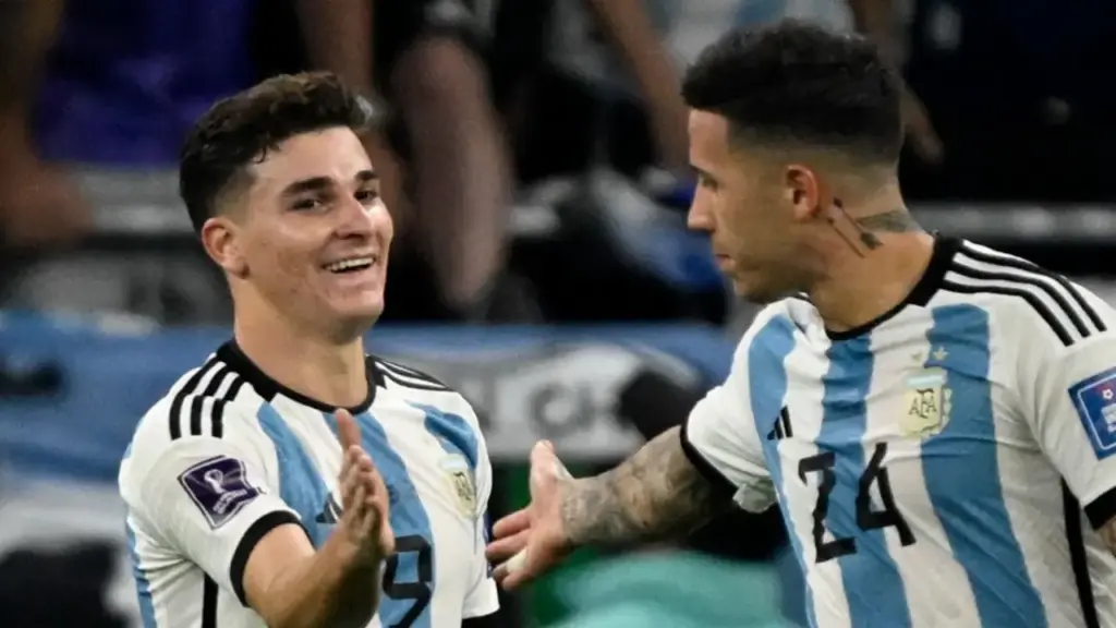 Alvarez, Fernandez và chuyện kể từ cô giáo dạy Toán