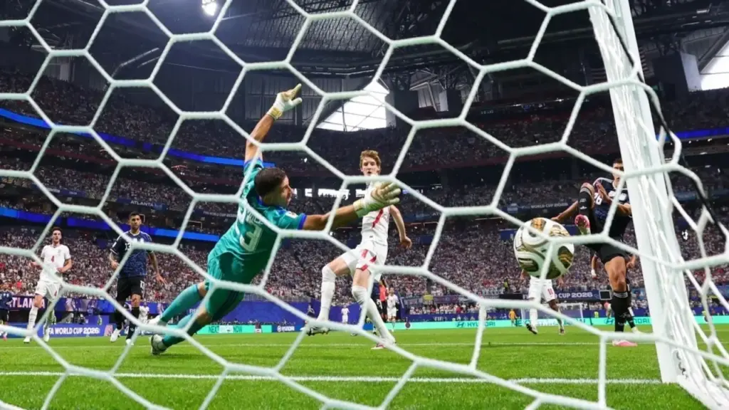 Anh 1-0 Argentina (H2): Gordon mở tỷ số