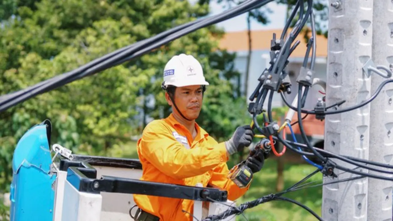Ảnh dự thi: Vươn cao giữ sáng