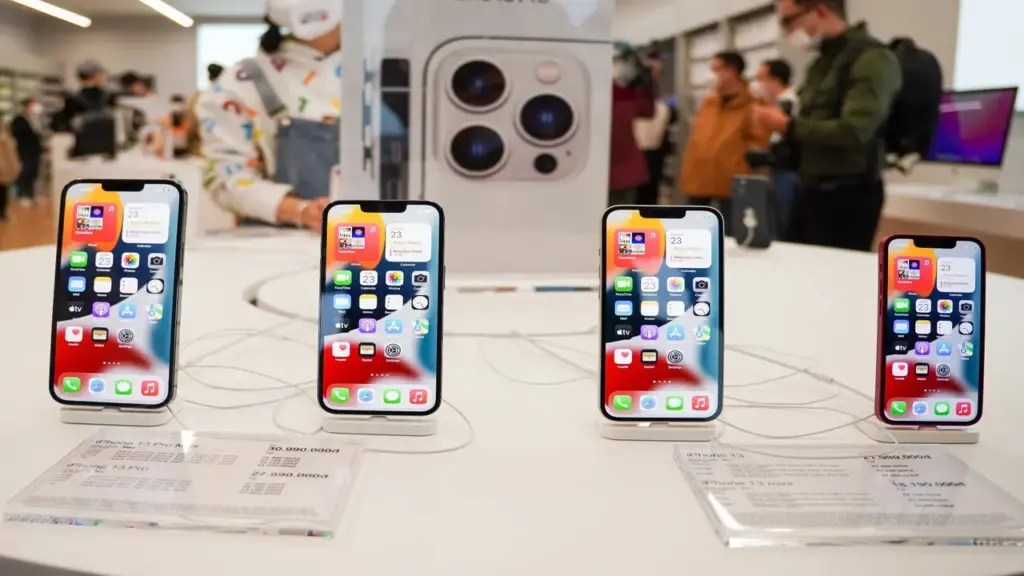 Apple để lại khoảng trống trên thị trường di động Việt