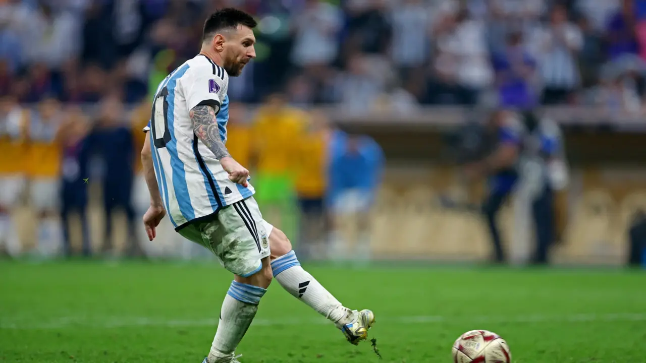 Argentina ra thông báo quan trọng về chuyện sút phạt đền của Messi