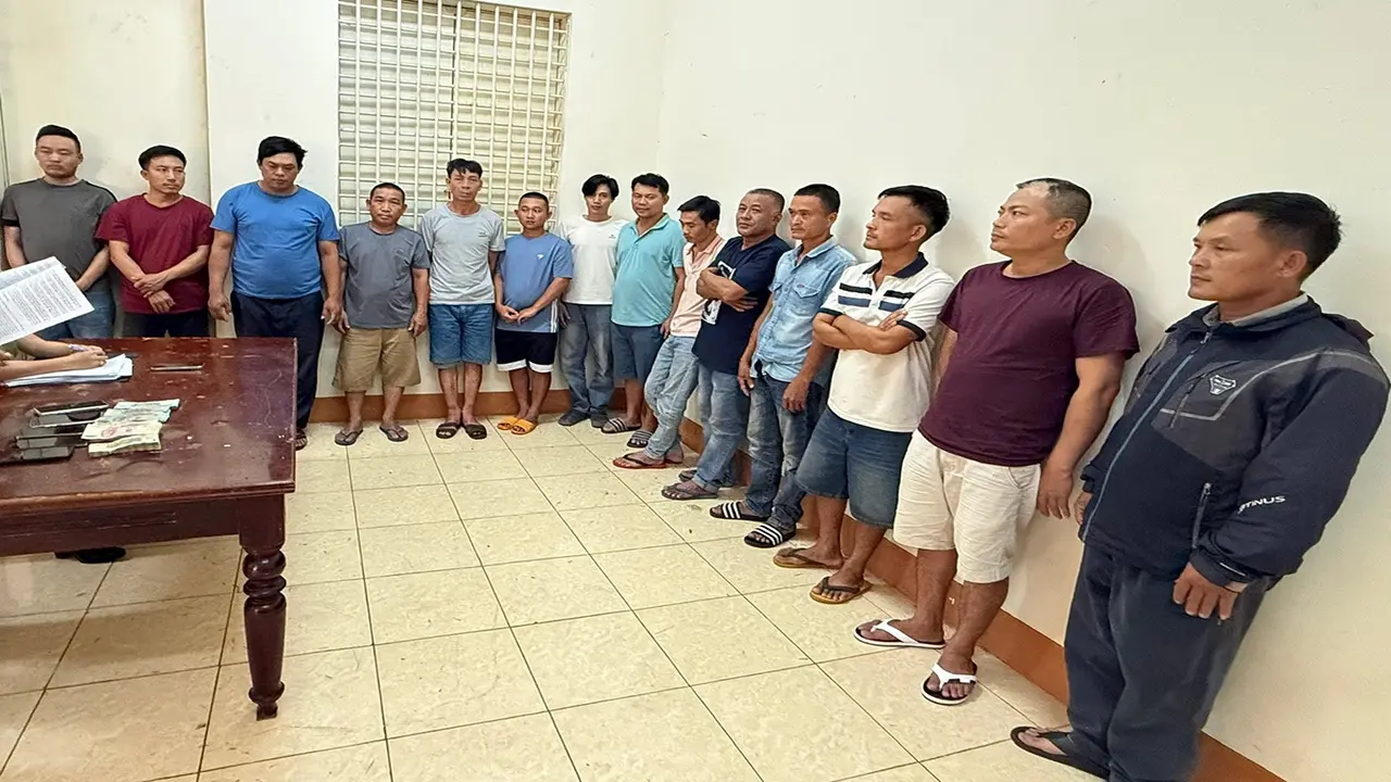 Ba người cầm đầu đường dây cá độ World Cup 200 tỷ đồng bị bắt