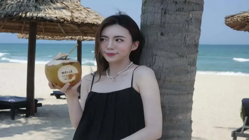 Báo Pháp nhận định, nhiều khách Tây chọn Đà Nẵng thay thế Bali, Thái Lan