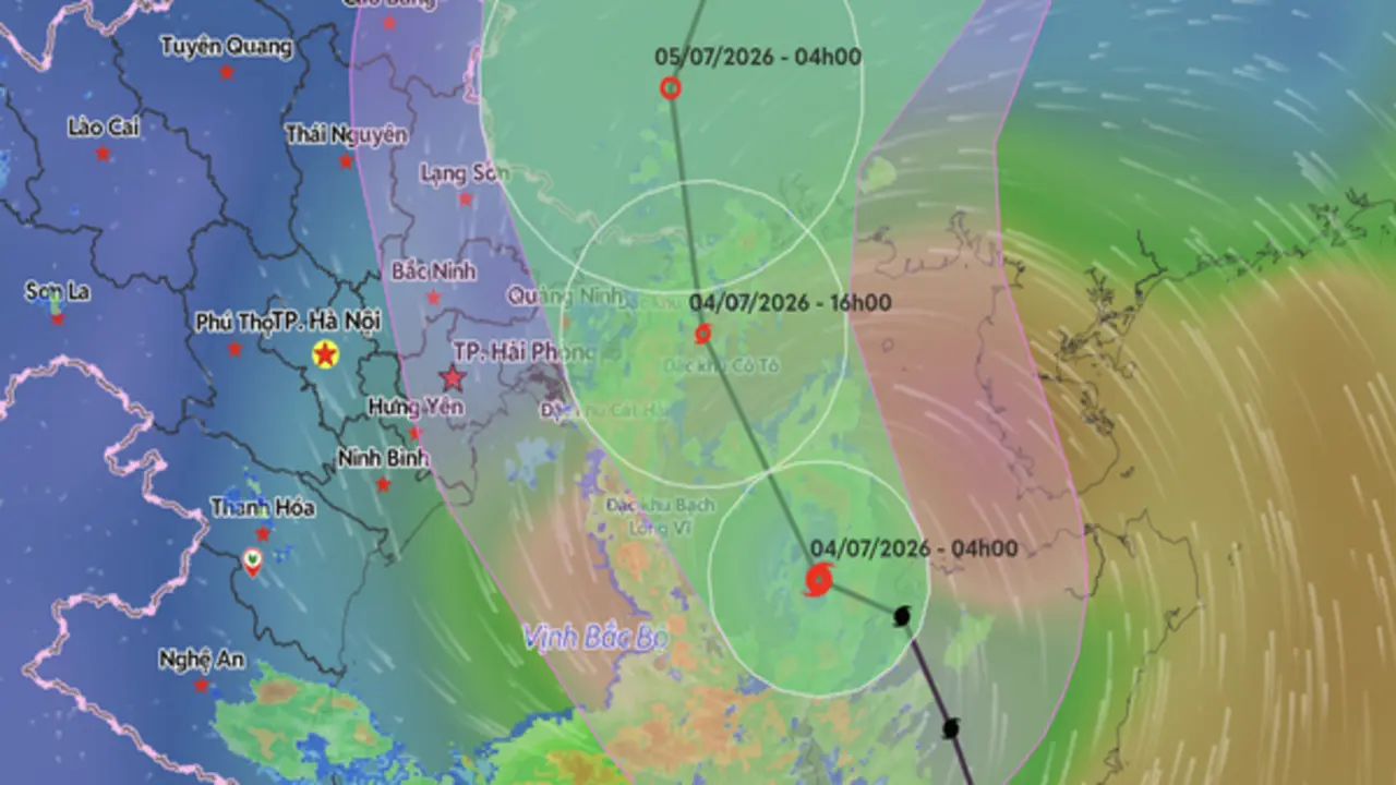 Bão số 1 (bão Maysak) giật cấp 11, đang hướng vào Móng Cái