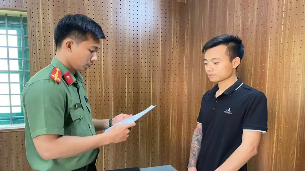 Bắt 5 người trong đường dây tổ chức đưa người xuất cảnh trái phép qua Campuchia