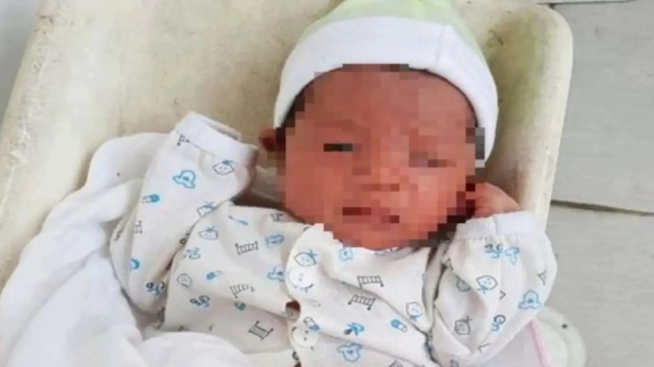 Bé sơ sinh bị bỏ rơi, chính quyền phát thông báo tìm thân nhân cháu bé