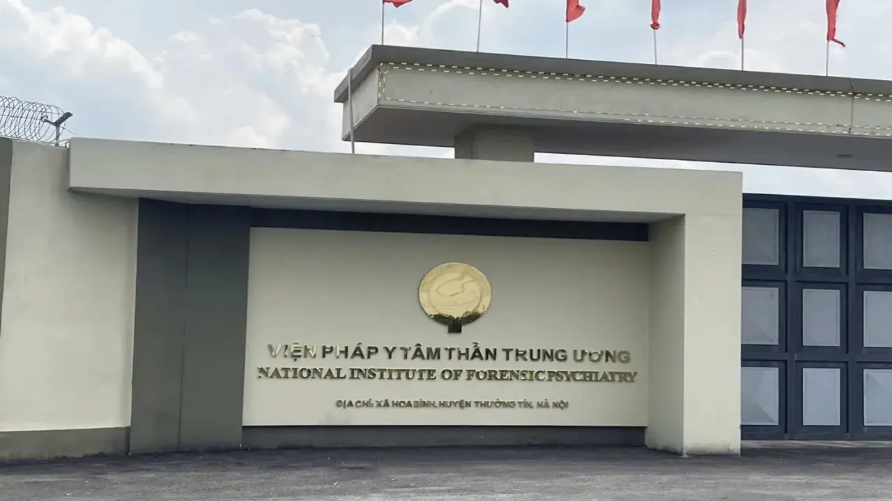 Bệnh nhân trốn khỏi Viện pháp y tâm thần, mang ma túy vào Sầm Sơn sử dụng
